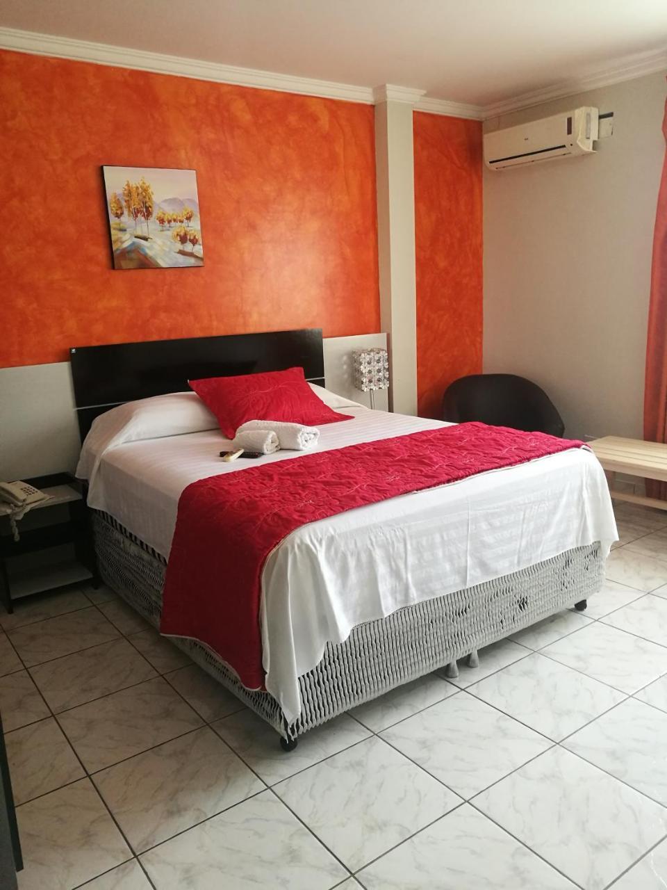 Dorado Hotel Кобіха Екстер'єр фото